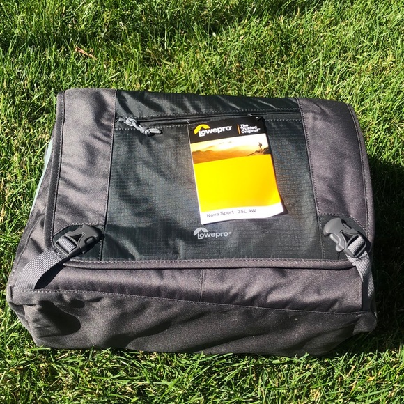 lowepro nova sport